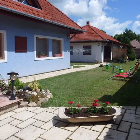 In Balatonbereny/balaton 26487 Апартаменты *