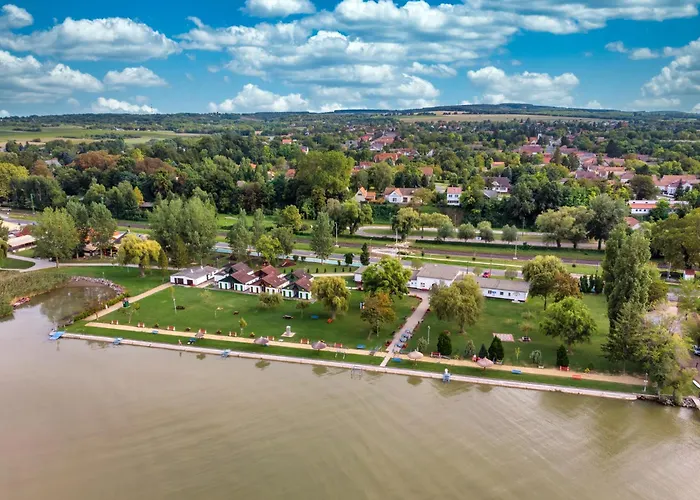 In - Balaton 26487 Апартаменты *