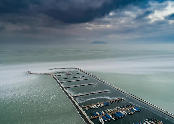 Апартаменты In - Balaton 26487 *